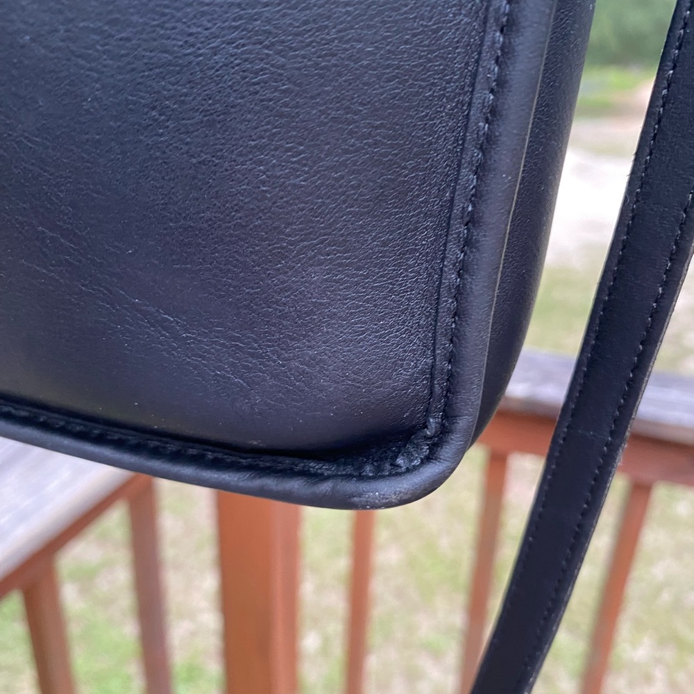 Vintage Coach Station Bag - Picture 11 of 16